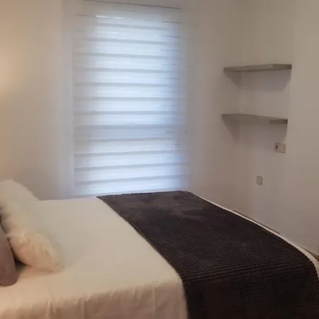 La Marina 3 Apartment *