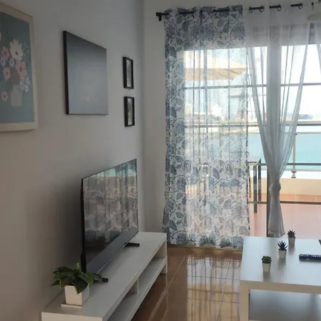 アパート Atico La Marina 7
